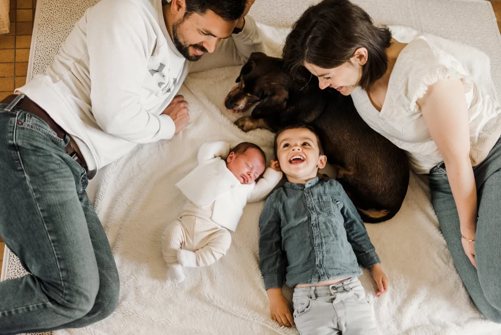 une famille qui s'agrandit vue par stéphanie daillet photographe nouveau-né et bébé
